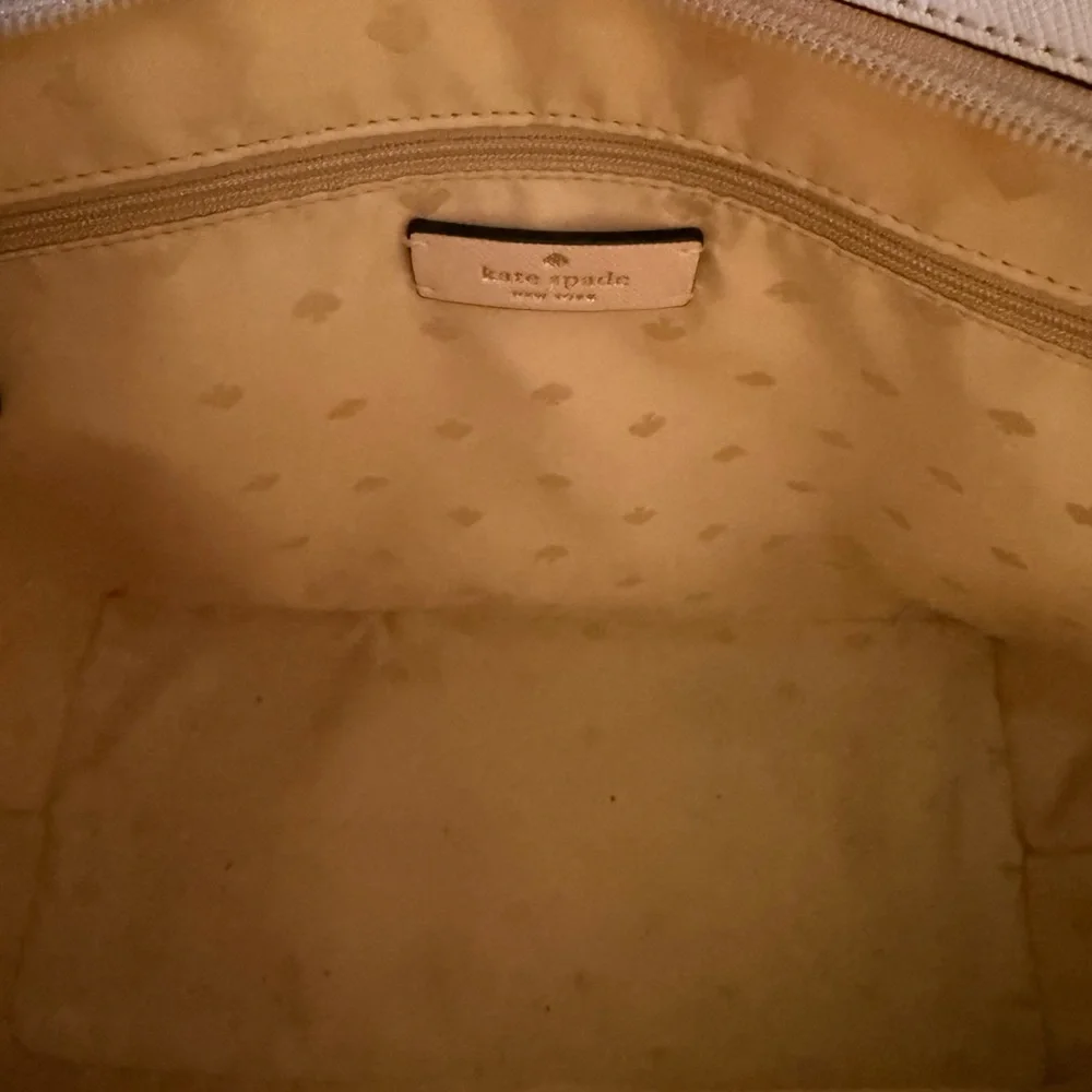 Stunning Kate Spade Dana Pansy tote bag in EUC - Picture 7 of 8